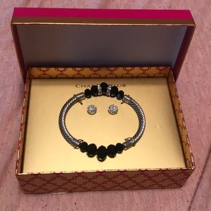 Matching bracelet and earrings set